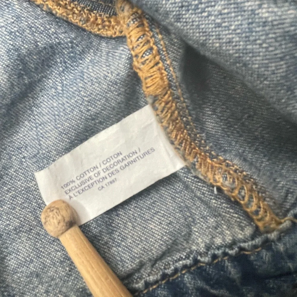 BABY GAP JEAN JACKET 12-18 Months
